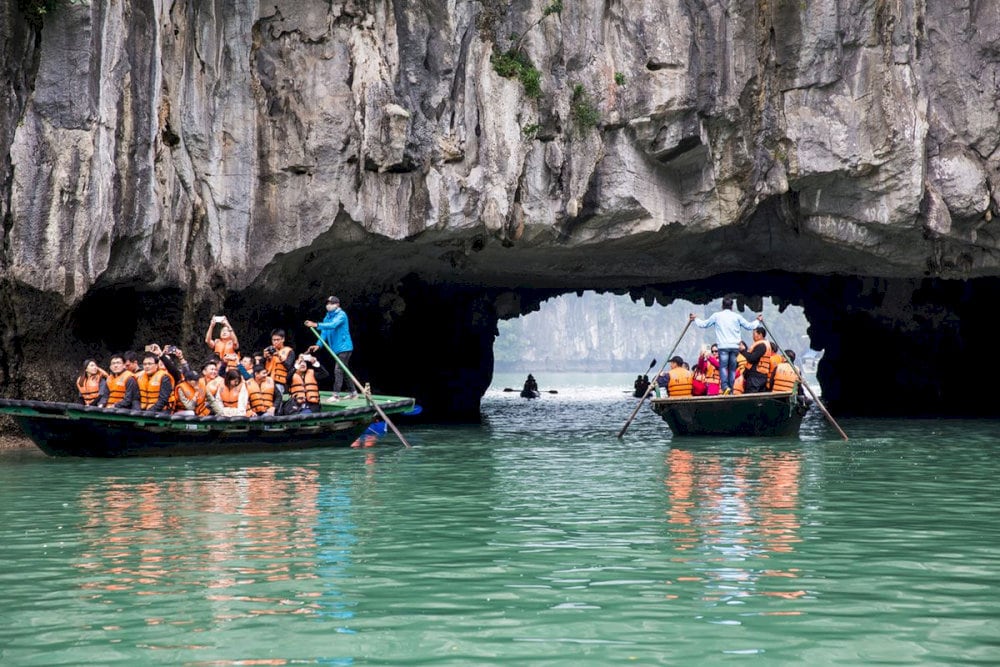 Hang Luồn